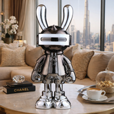 Golden Visionary – Iconic Designer Toy Sculpture