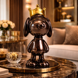 Crowned Presence – Smoked Metallic Royal Sculpture
