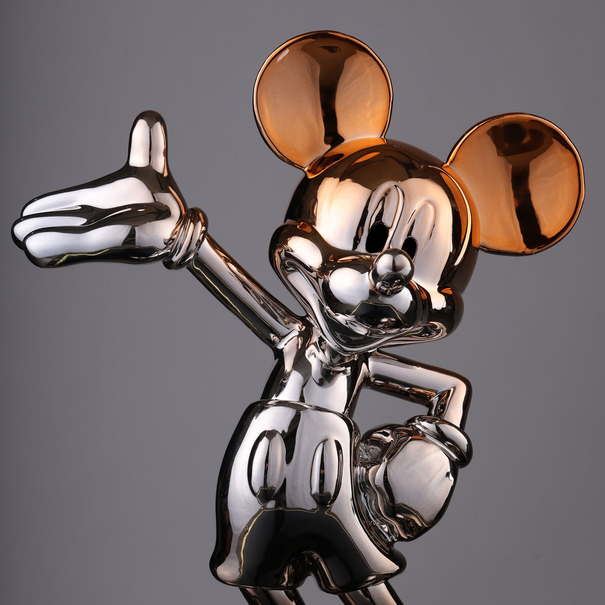 The Disney Micky - Luxury Mirror-Finish Art Sculpture